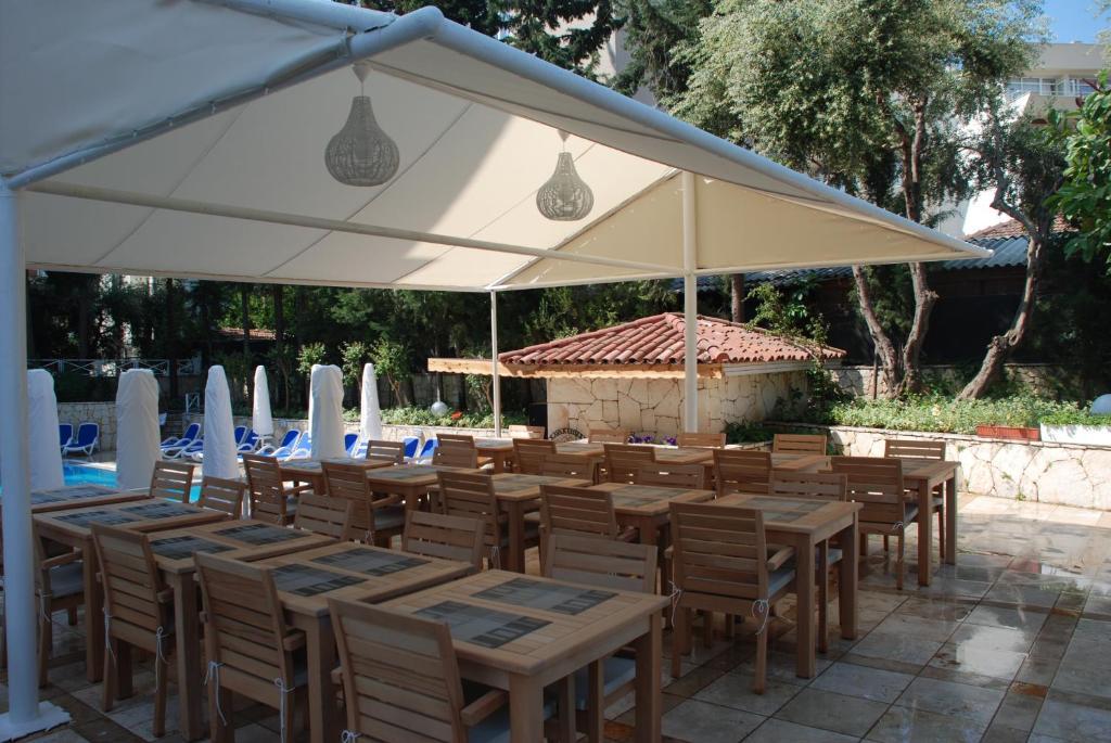 סייד Villa Adora Beach מראה חיצוני תמונה