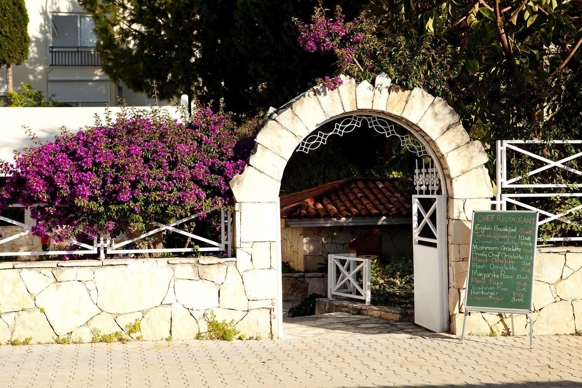 סייד Villa Adora Beach מראה חיצוני תמונה